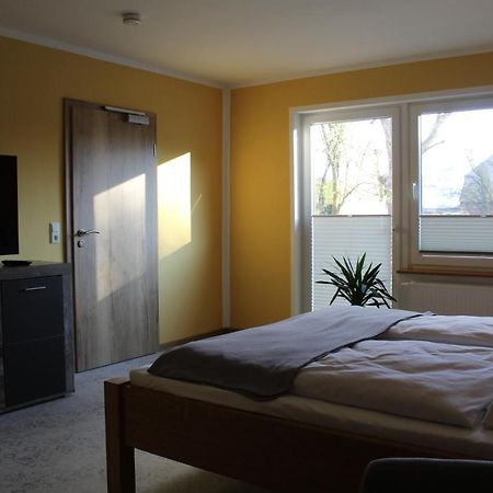 Vorsicht Hotel Deyelsdorf Экстерьер фото