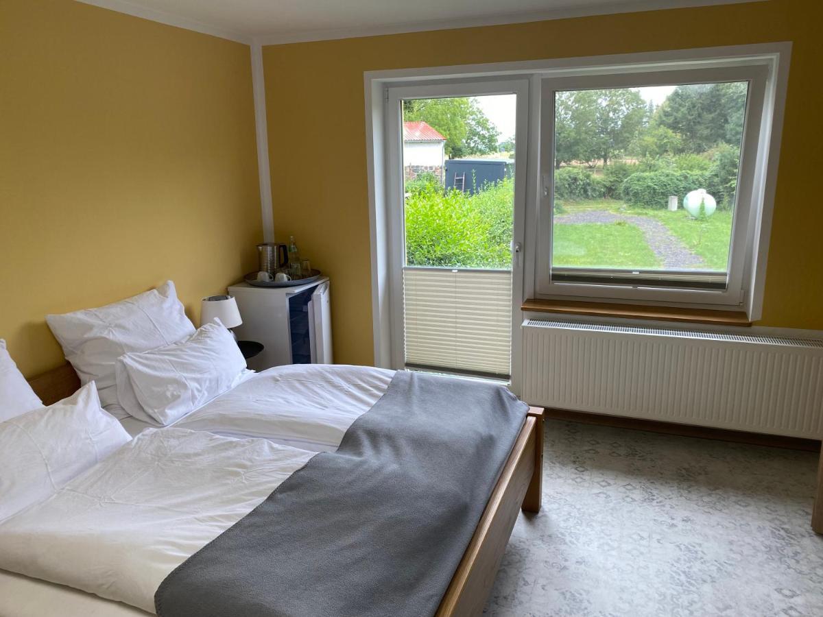 Vorsicht Hotel Deyelsdorf Экстерьер фото