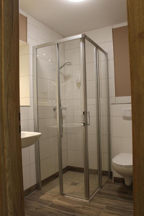 Vorsicht Hotel Deyelsdorf Экстерьер фото