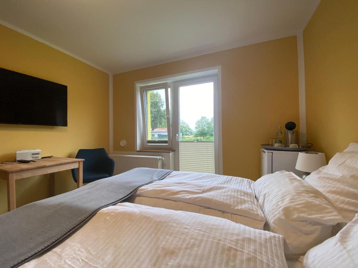 Vorsicht Hotel Deyelsdorf Экстерьер фото
