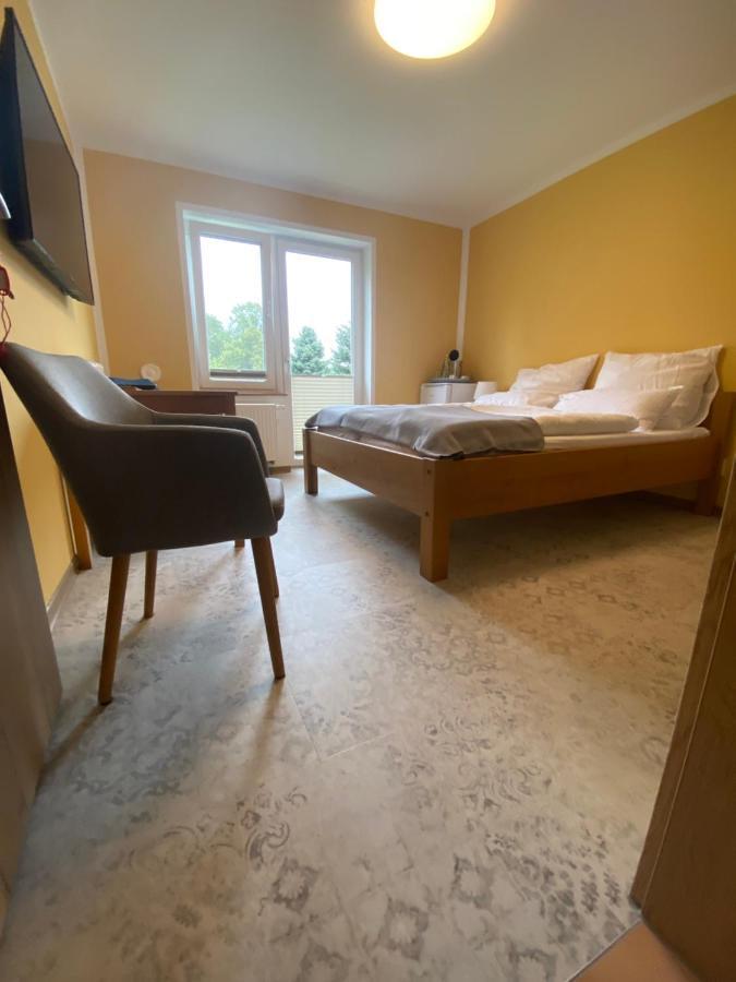 Vorsicht Hotel Deyelsdorf Экстерьер фото